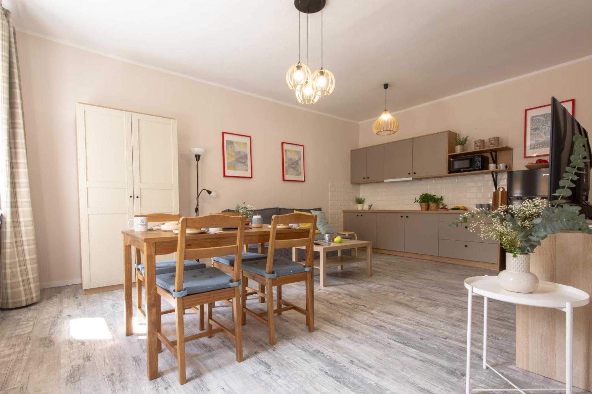 Apartamenty Kdn Na Rysiej คาโตวีตเซ ภายนอก รูปภาพ